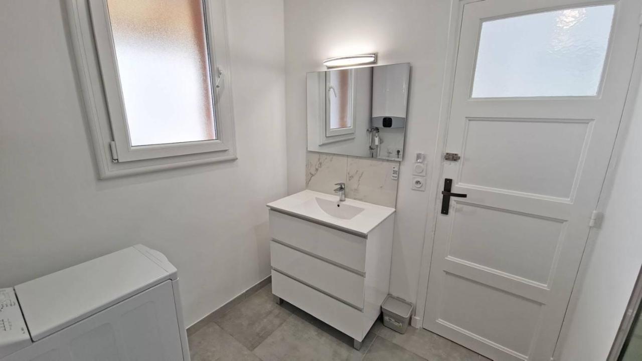 Maxbnb - T2 Balcon 50M2 - Climatise - Ouest - 툴롱 외부 사진