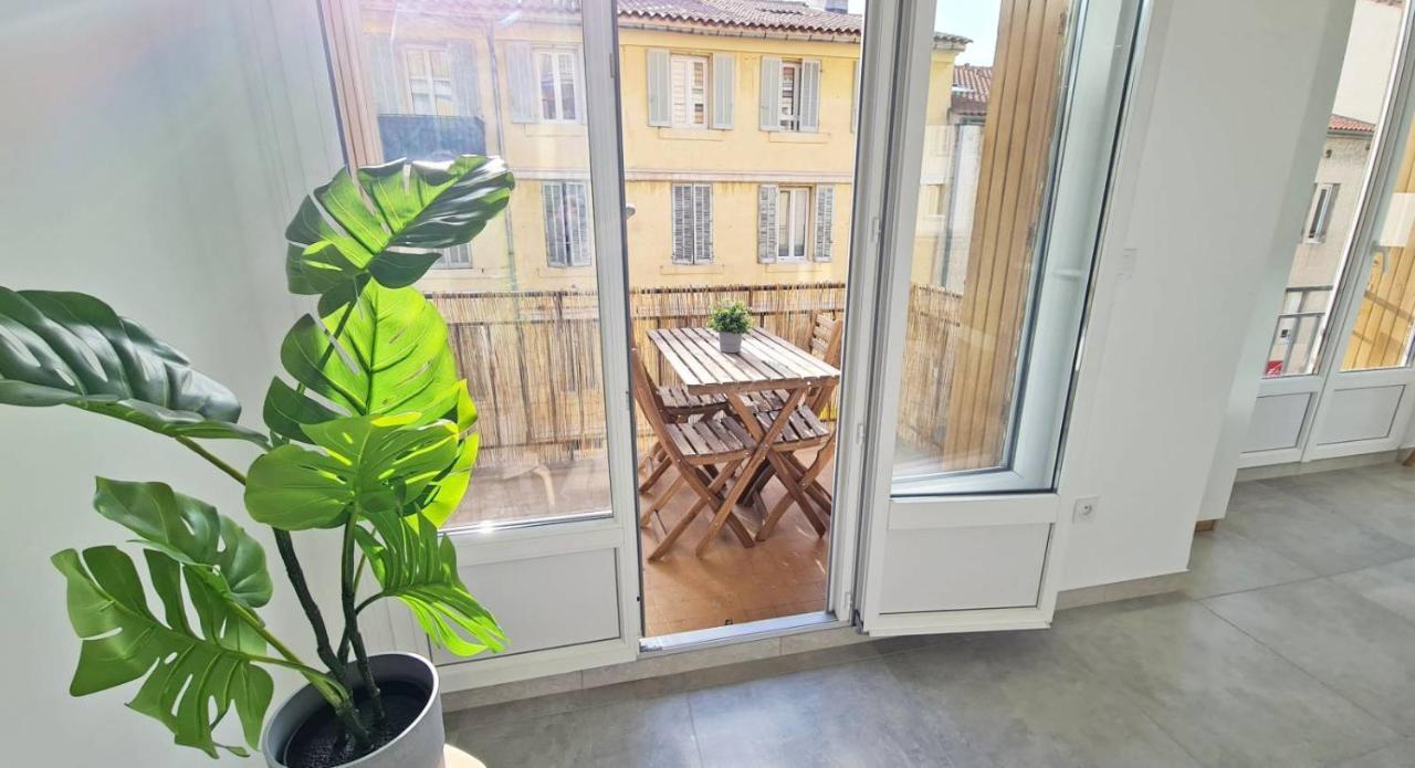 Maxbnb - T2 Balcon 50M2 - Climatise - Ouest - 툴롱 외부 사진